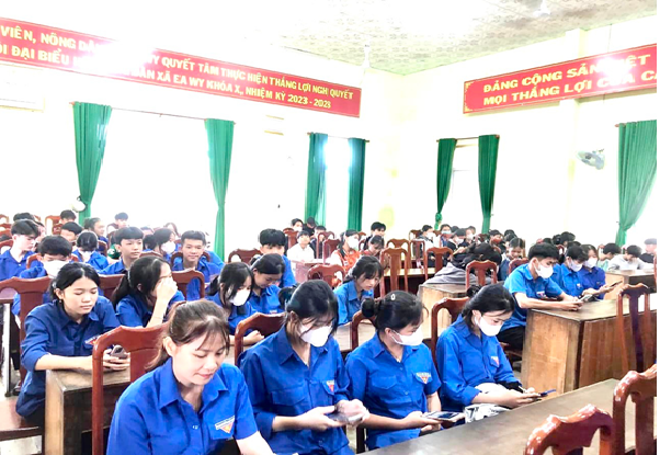 Lễ ra quân Chiến dịch Thanh niên tình nguyện hè năm 2023 trên địa bàn xã Ea Wy